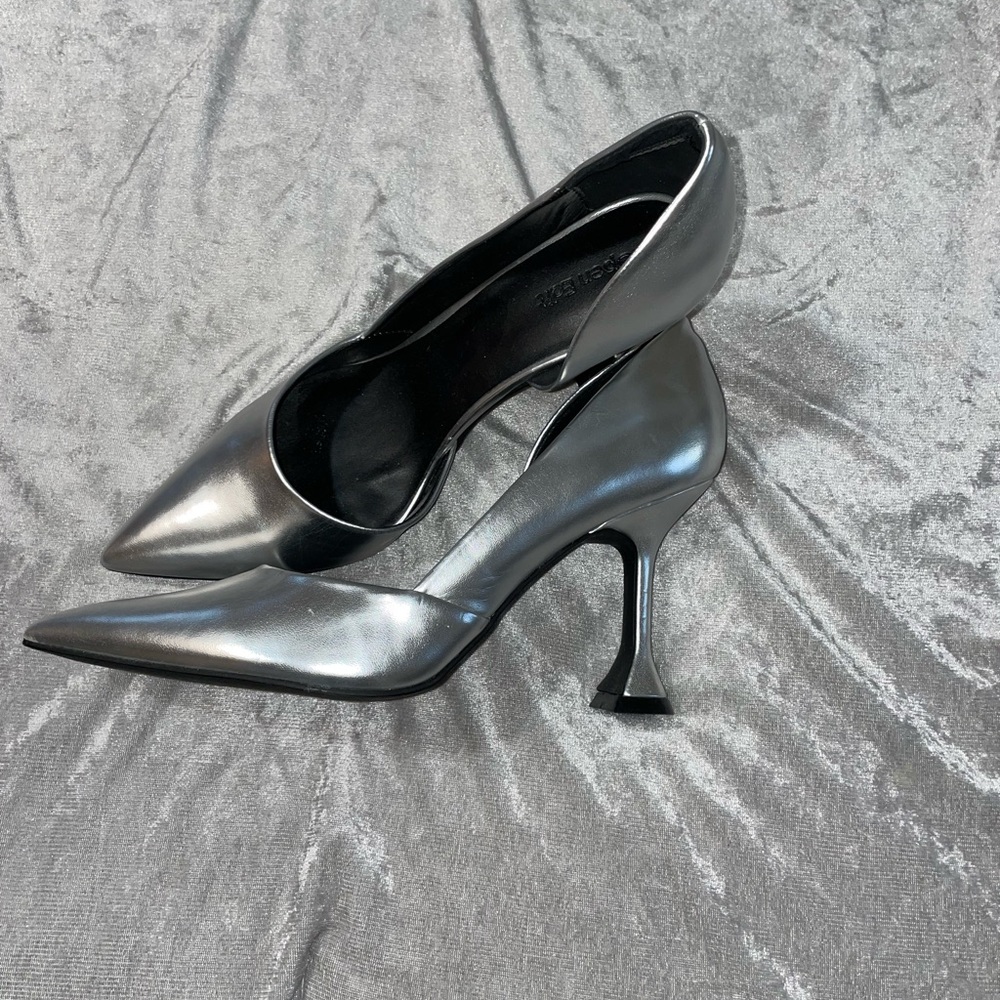 Open Edit Silver Shoes - Picture 3 of 5